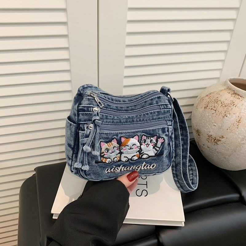 Cute Korean Style Embroidered  - Embroidery Cat avis et prix