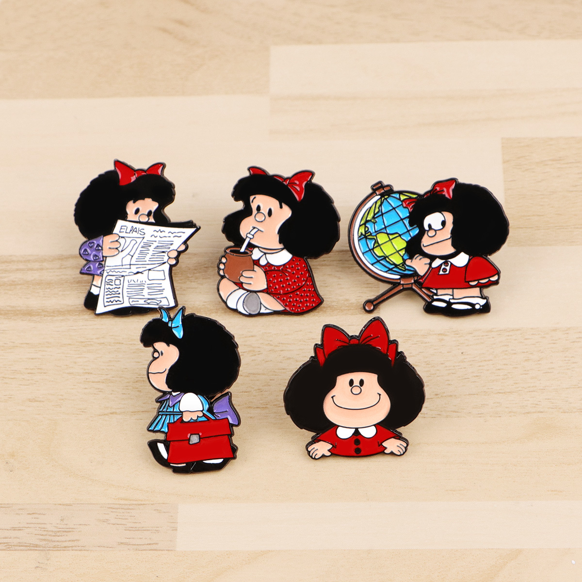 5pcs Cute Girl Enamel Pin Set  - Embroidery Illustration avis et prix