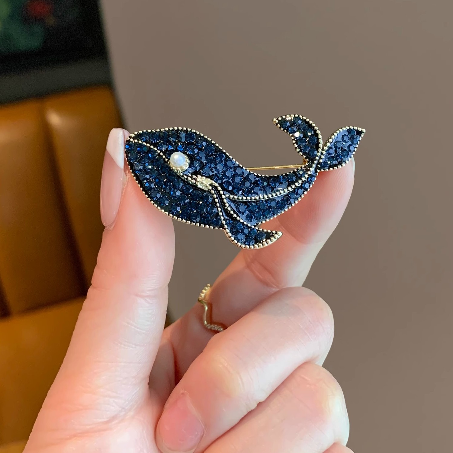 Korean Fashion Creative Blue W - Embroidery Whale avis et prix
