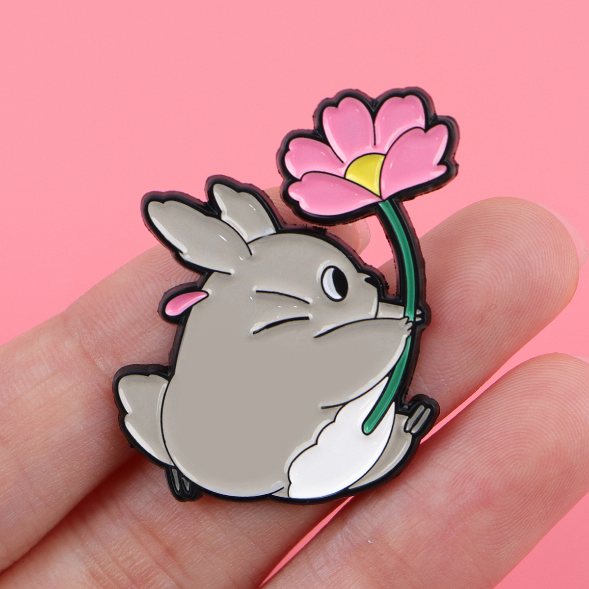 Cute Animal Enamel Pin Anime M - Embroidery Illustration avis et prix