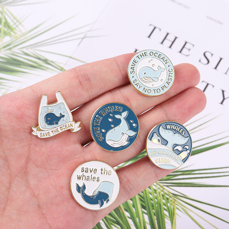 Cute Cartoon Whale Brooch Pins - Embroidery Whale avis et prix